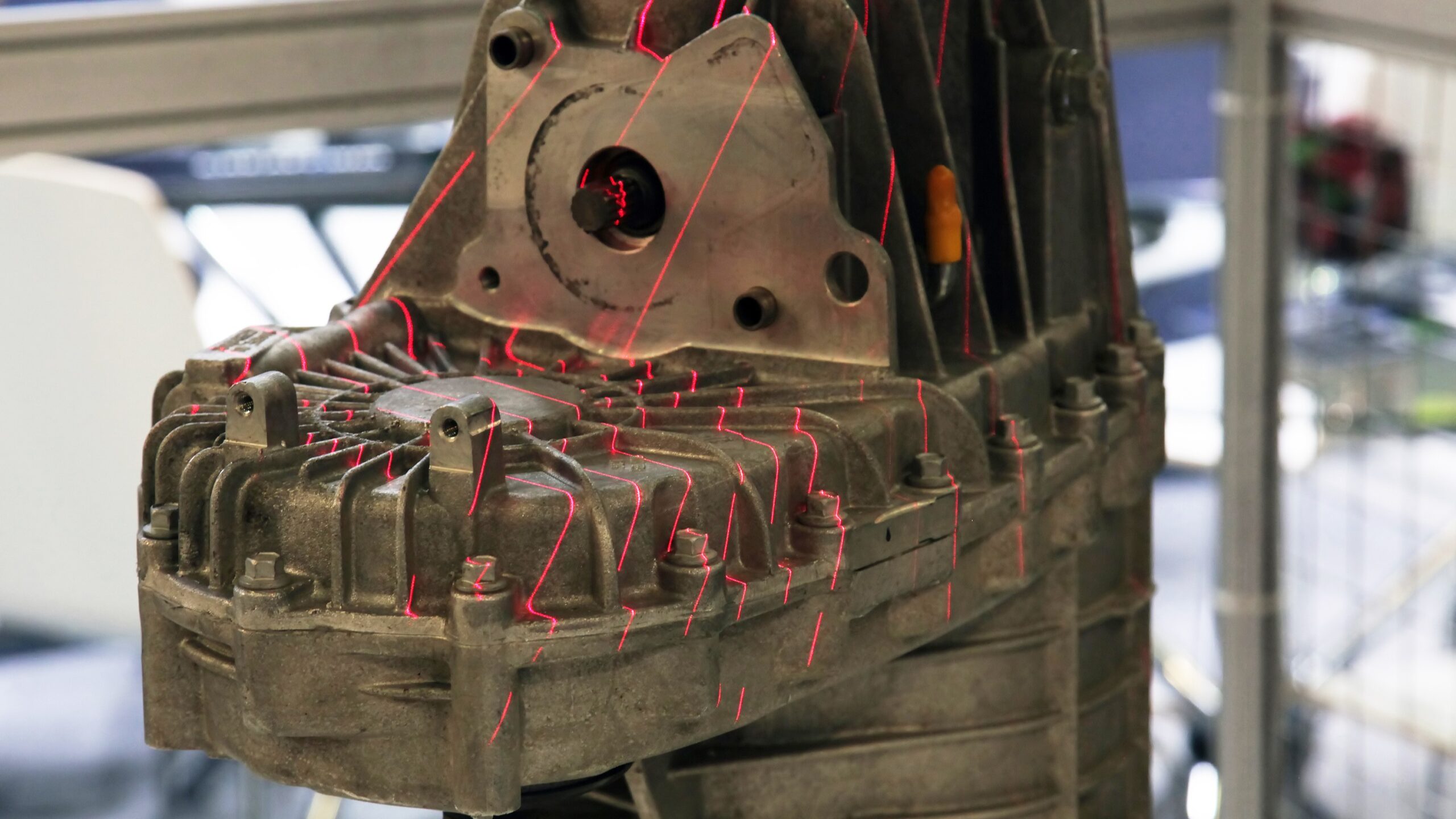 Precise measurement of engine part with 3D laser triangulation