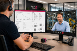 Photonfocus Experte berät Kunden